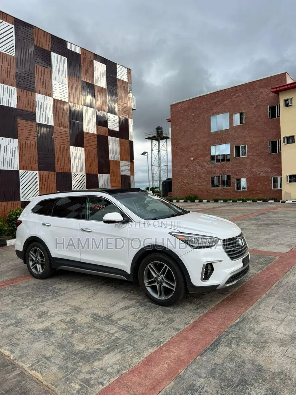 Hyundai Santa Fe 2017 White