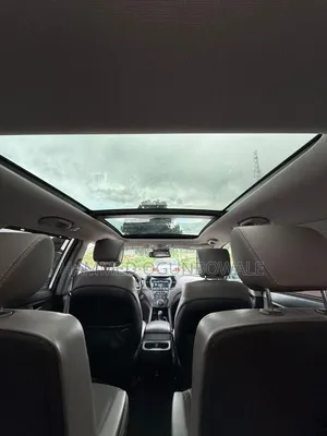 Hyundai Santa Fe 2017 White