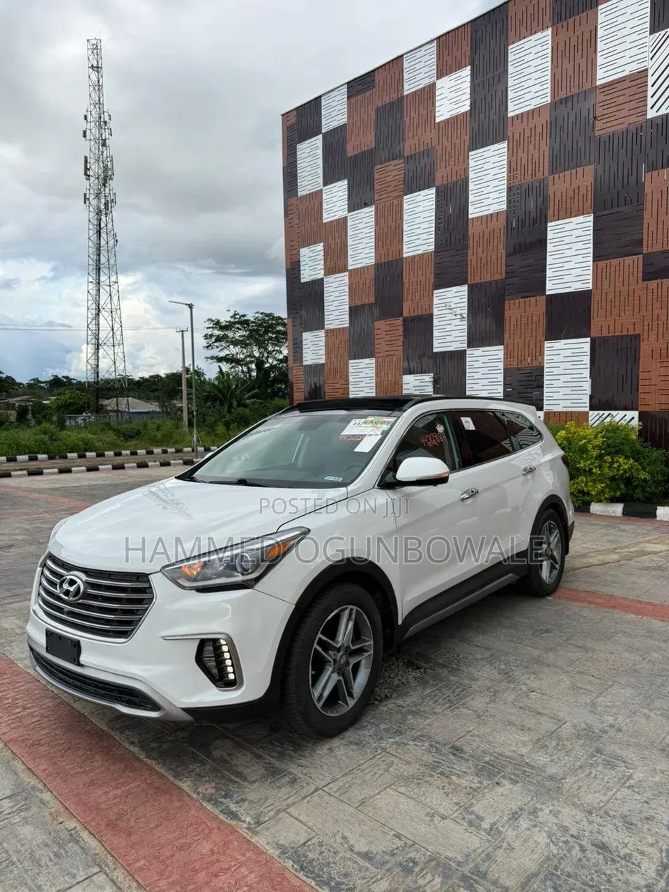 Hyundai Santa Fe 2017 White