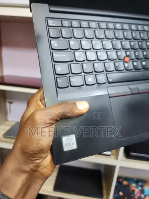 Laptop Lenovo ThinkPad E14 Gen 1 8GB Intel Core i5 SSD 256GB