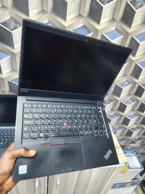 Laptop Lenovo ThinkPad E14 Gen 1 8GB Intel Core i5 SSD 256GB