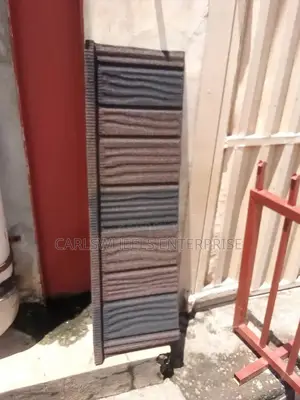 High Quality Black Patch and Coffee Shingles Roofing Sheet
