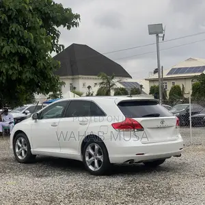 Toyota Venza 2011 White