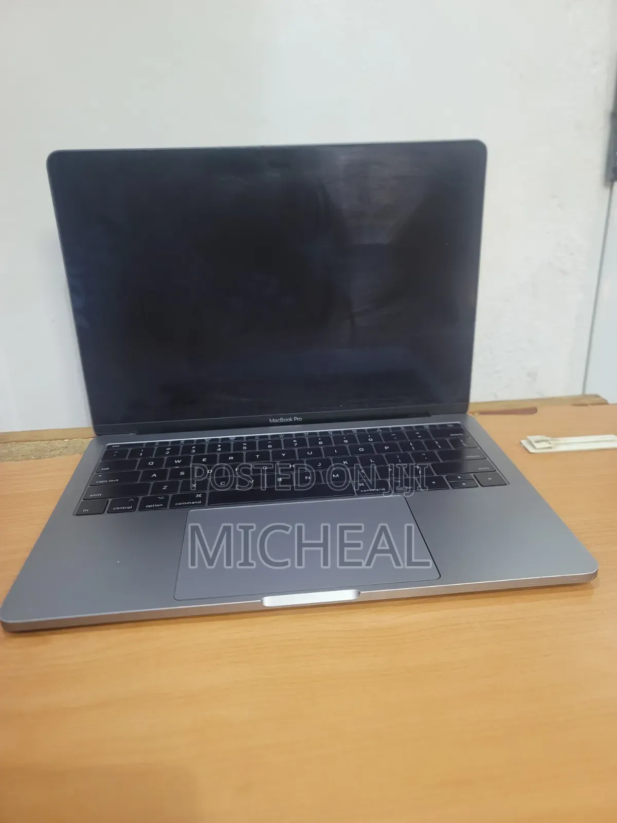 Laptop Apple MacBook Pro 2017 8GB Intel Core i5 SSD 256GB