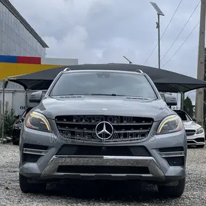 Mercedes-Benz M Class ML550 4MATIC 4dr SUV AWD (4.7L 8cyl Turbo 7A)