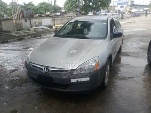 Honda Accord 2006 Silver