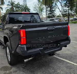 Toyota Tacoma 2025 Black