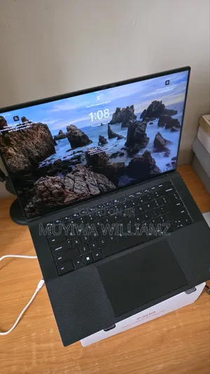 Laptop Dell Precision 5560 32GB Intel Core i5 SSD 500GB