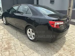 Toyota Camry SE 4dr Sedan (2.5L 4cyl 6A) 2012 Black
