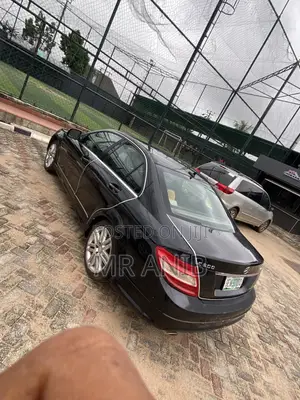 Mercedes-Benz C300 2009 Black