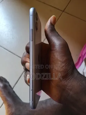 Apple iPhone 11 128 GB White