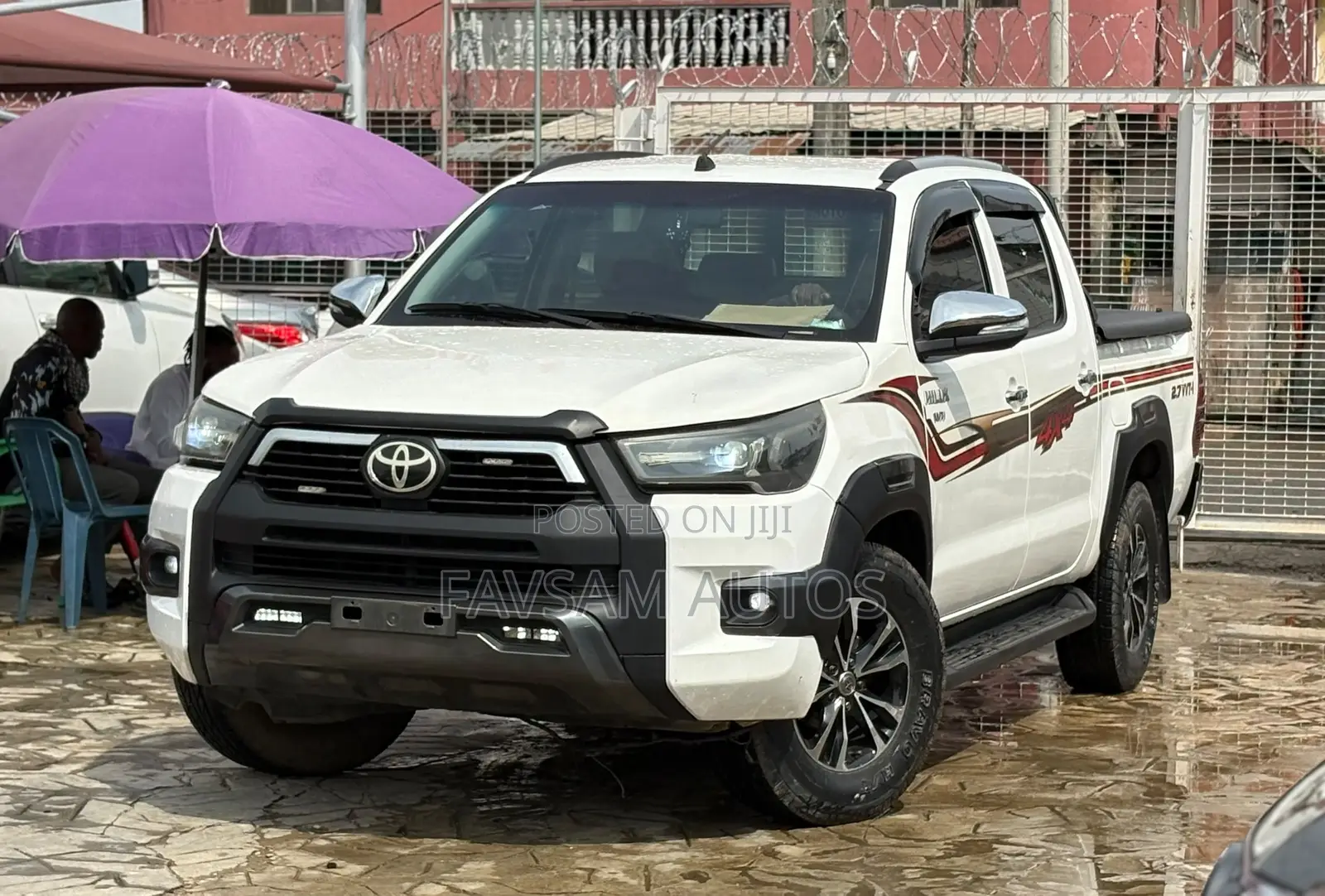 Toyota Hilux 2006 White