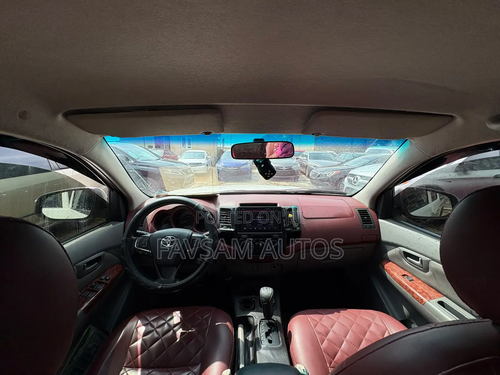 Toyota Hilux 2006 White