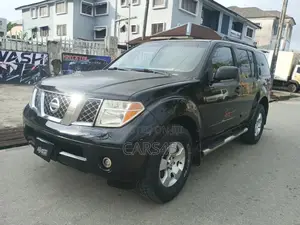 Nissan Pathfinder 2006 Black