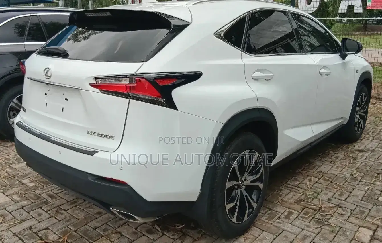 Lexus NX 200t AWD 2017 Off white