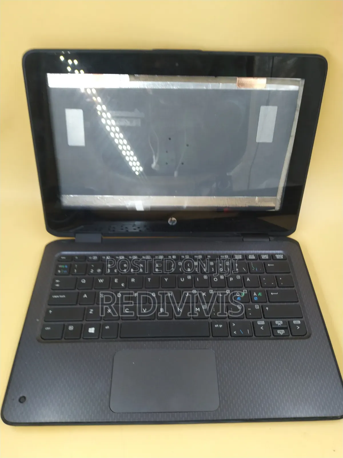 Laptop 4GB HDD+SSD 128GB