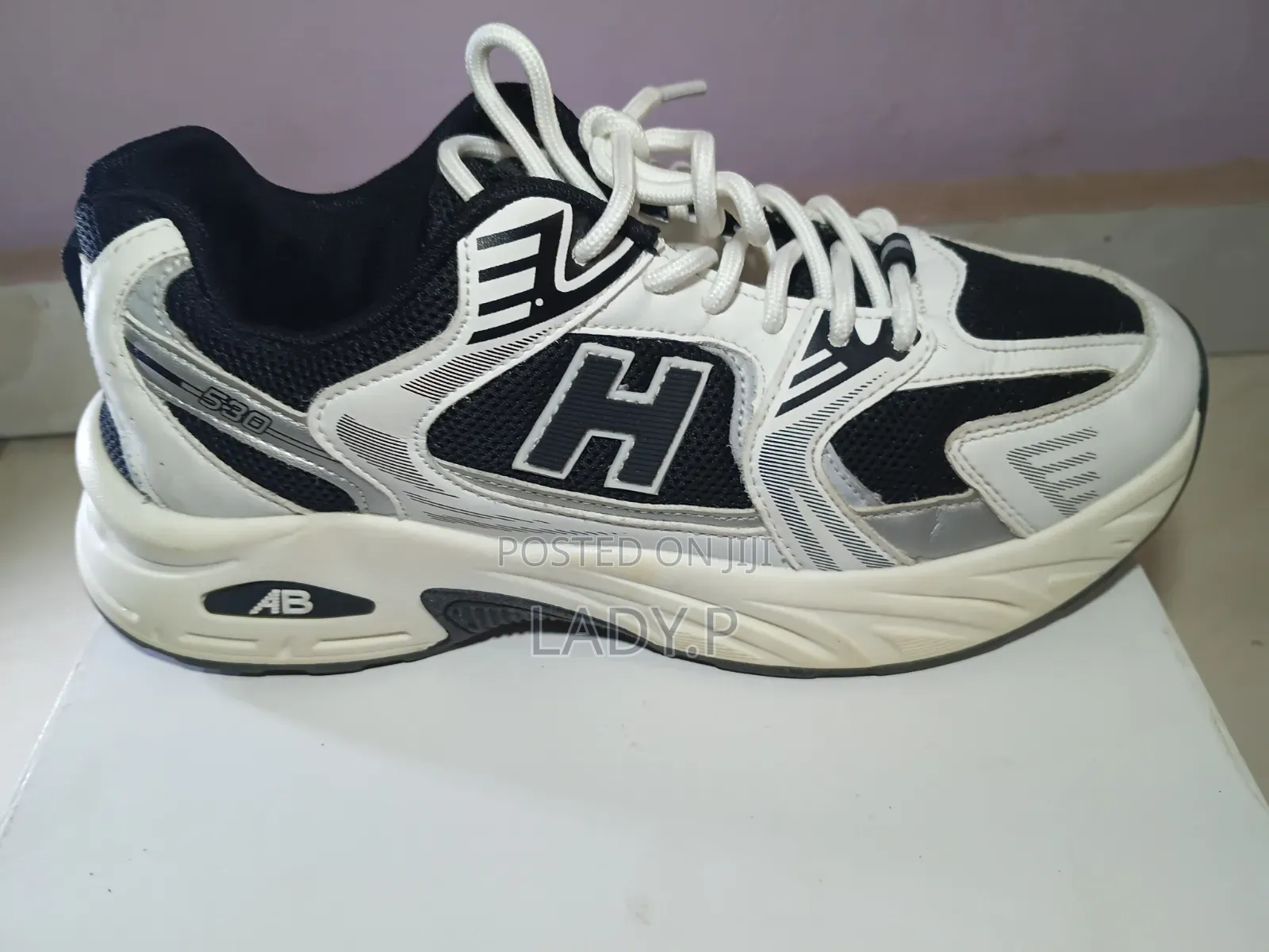 Black and White Chunky Sneakers - Size 41
