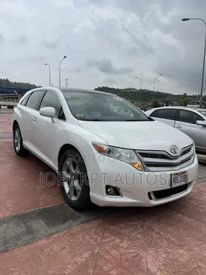 Toyota Venza 2011 White
