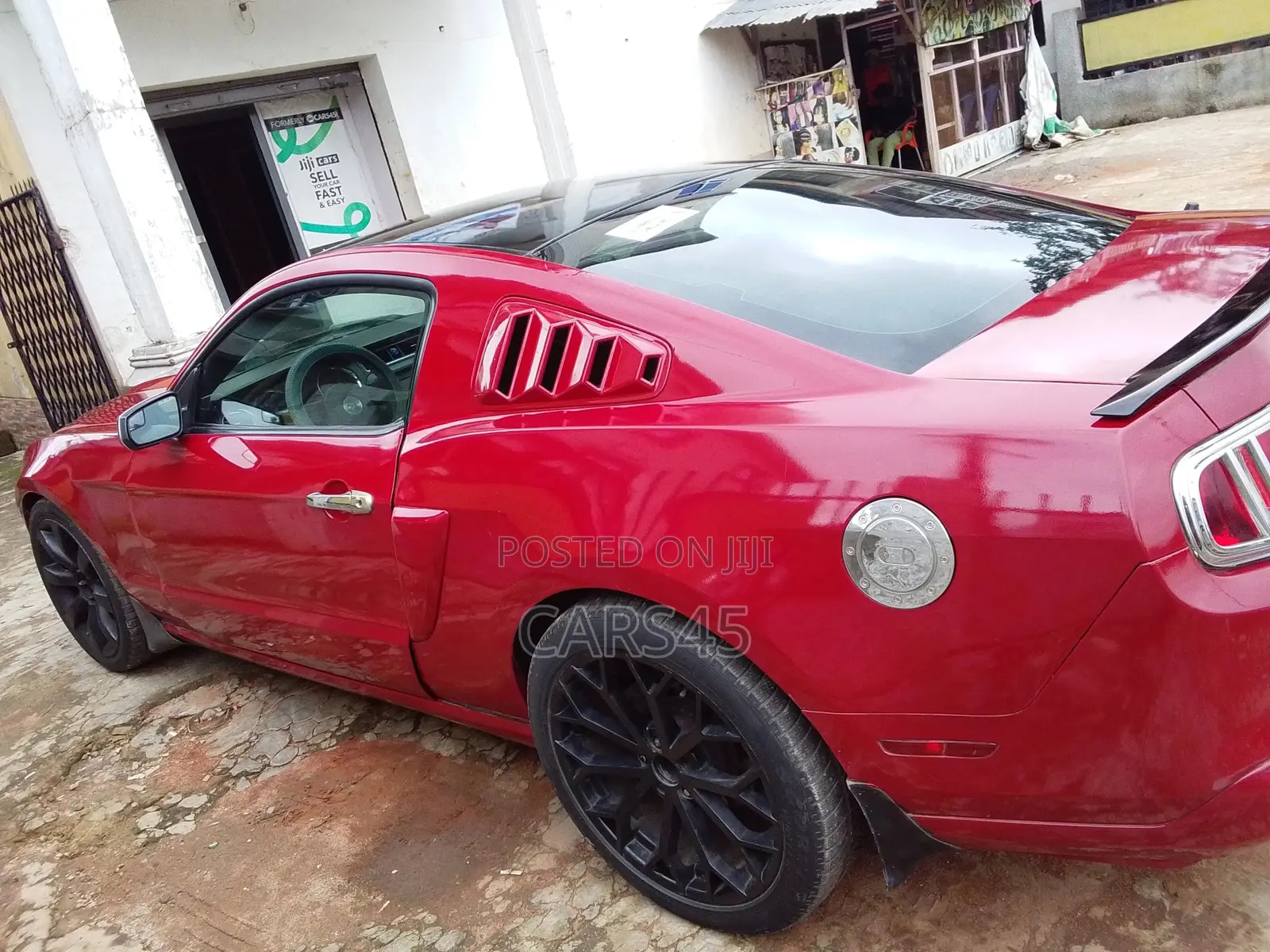 Ford Mustang 2012 Red
