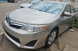 Toyota Camry 2014 Gold