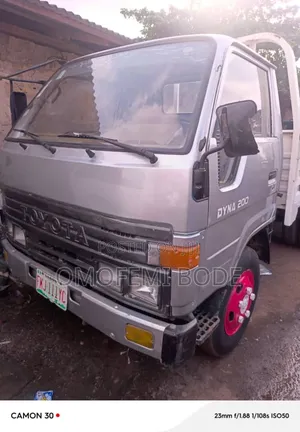 Toyota Dyna 200 First Body With Normal Hand 3rz Injector