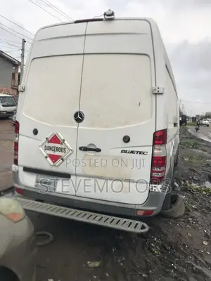Mercedes-Benz Sprinter 2012 White