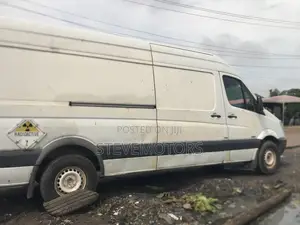 Mercedes-Benz Sprinter 2012 White