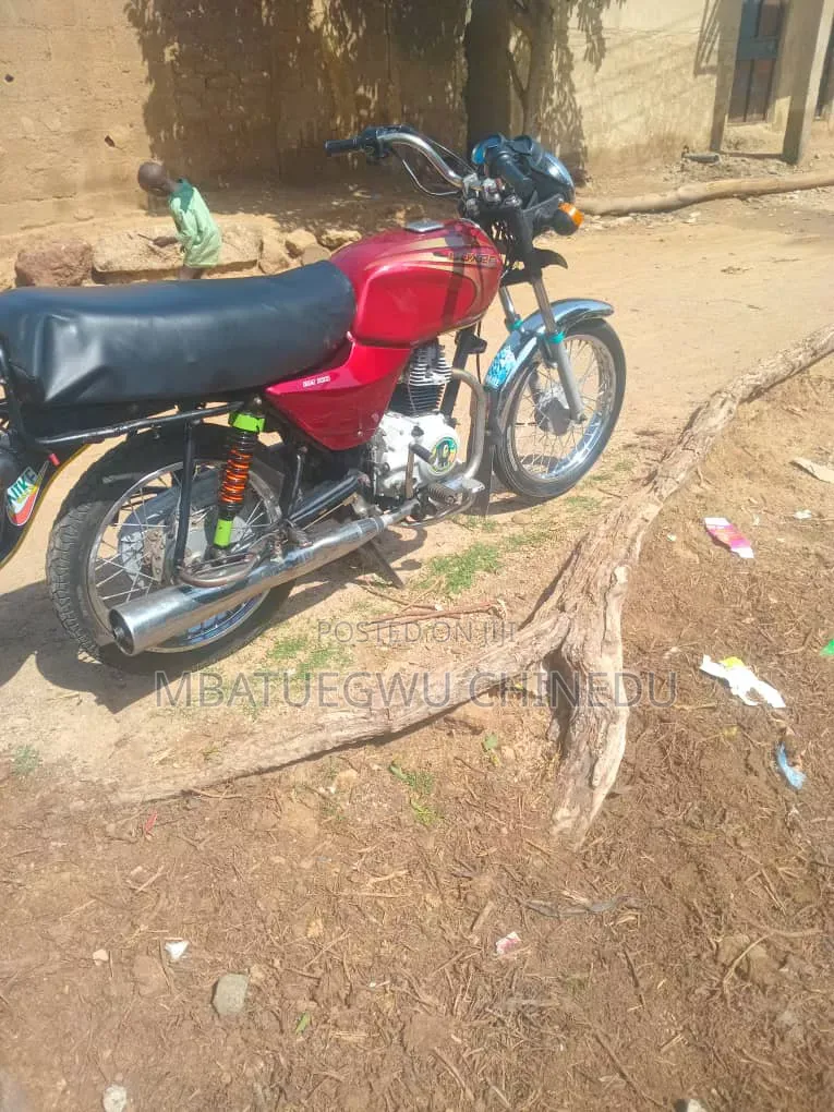Bajaj Boxer 2020 Red