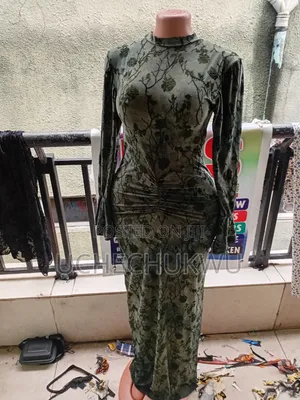 Lady's High Quality Gowns