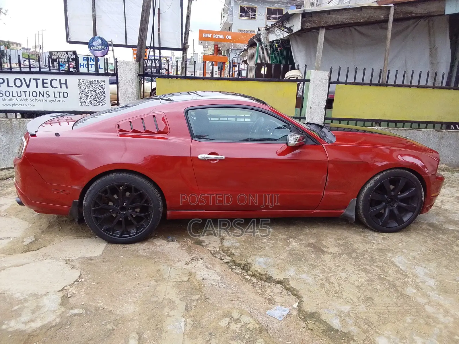 Ford Mustang 2012 Red