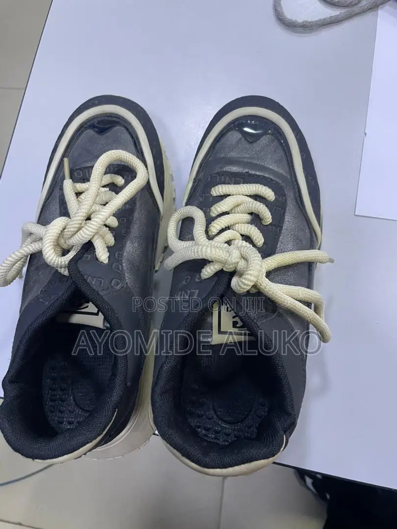 Shoe for Sale
