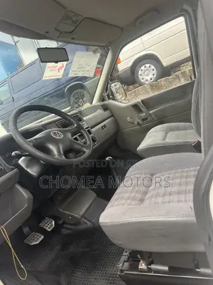 Volkswagen Transporter 2005 White