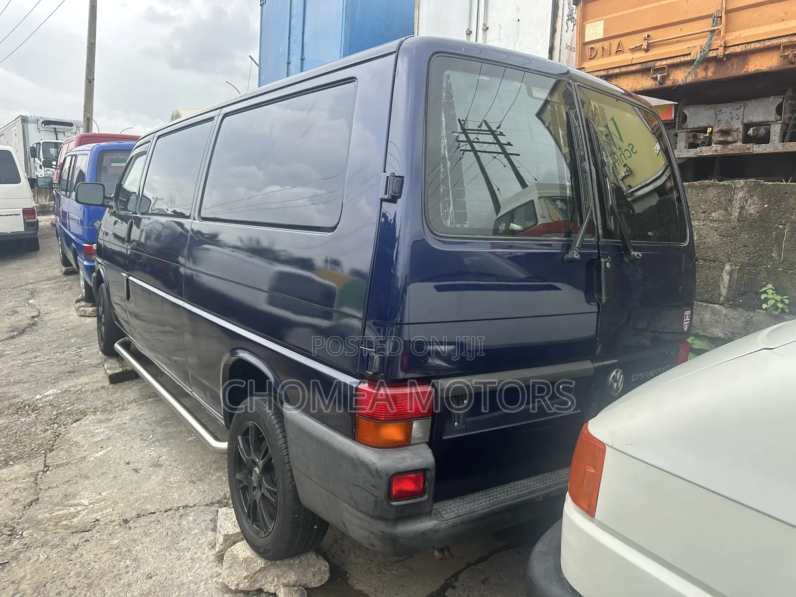 Volkswagen Transporter 2005 Blue