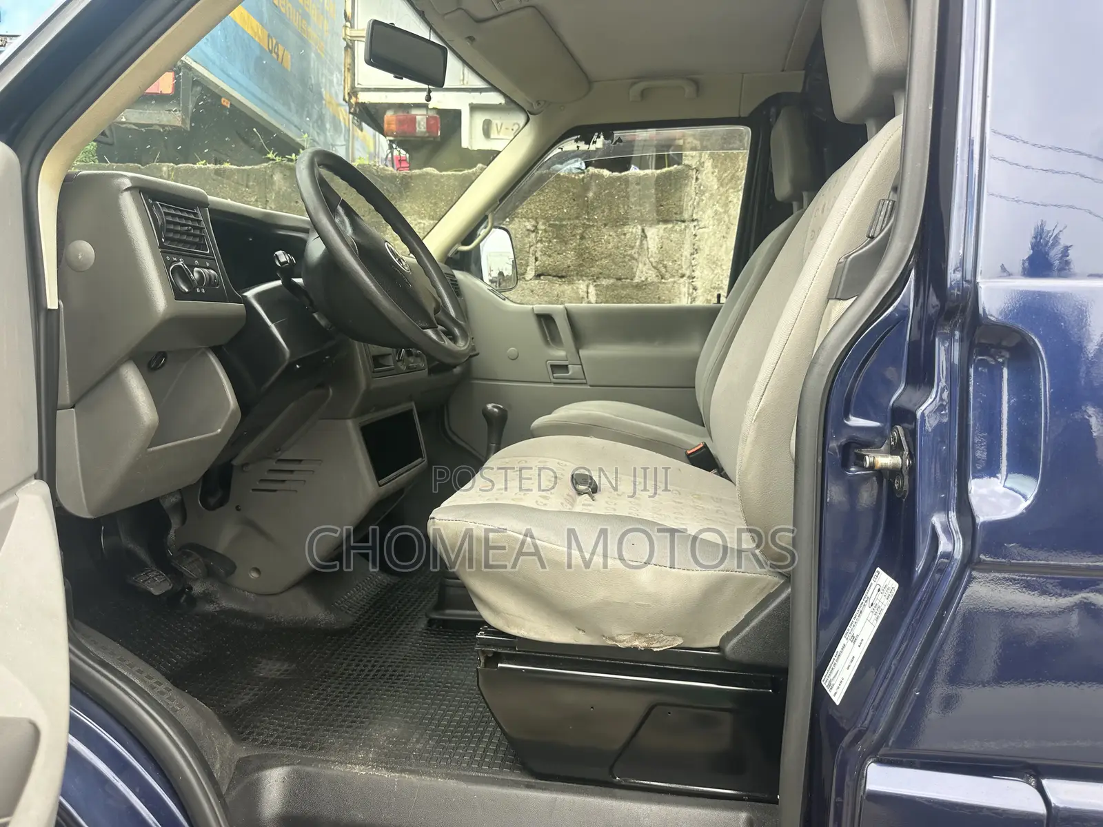 Volkswagen Transporter 2005 Blue