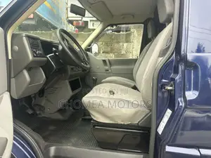 Volkswagen Transporter 2005 Blue