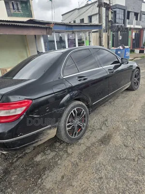 Mercedes-Benz C300 2008 Black