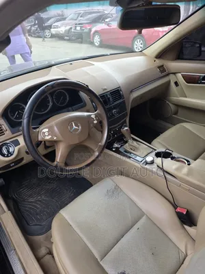 Mercedes-Benz C300 2008 Black