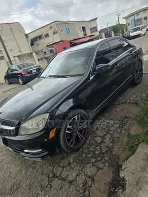 Mercedes-Benz C300 2008 Black