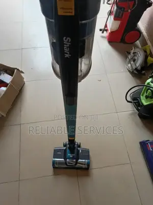 Shark Rocket Pro Cordless Stick Vacuum Cleaner