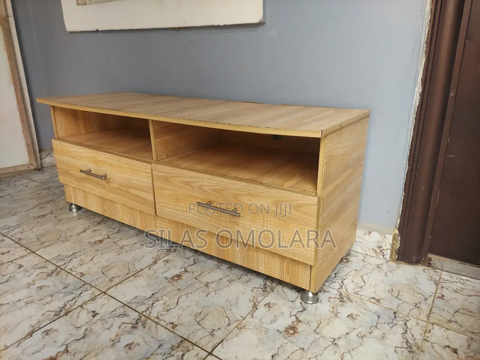 TV Stand With Drawers