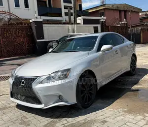 Lexus IS 2009 Gray