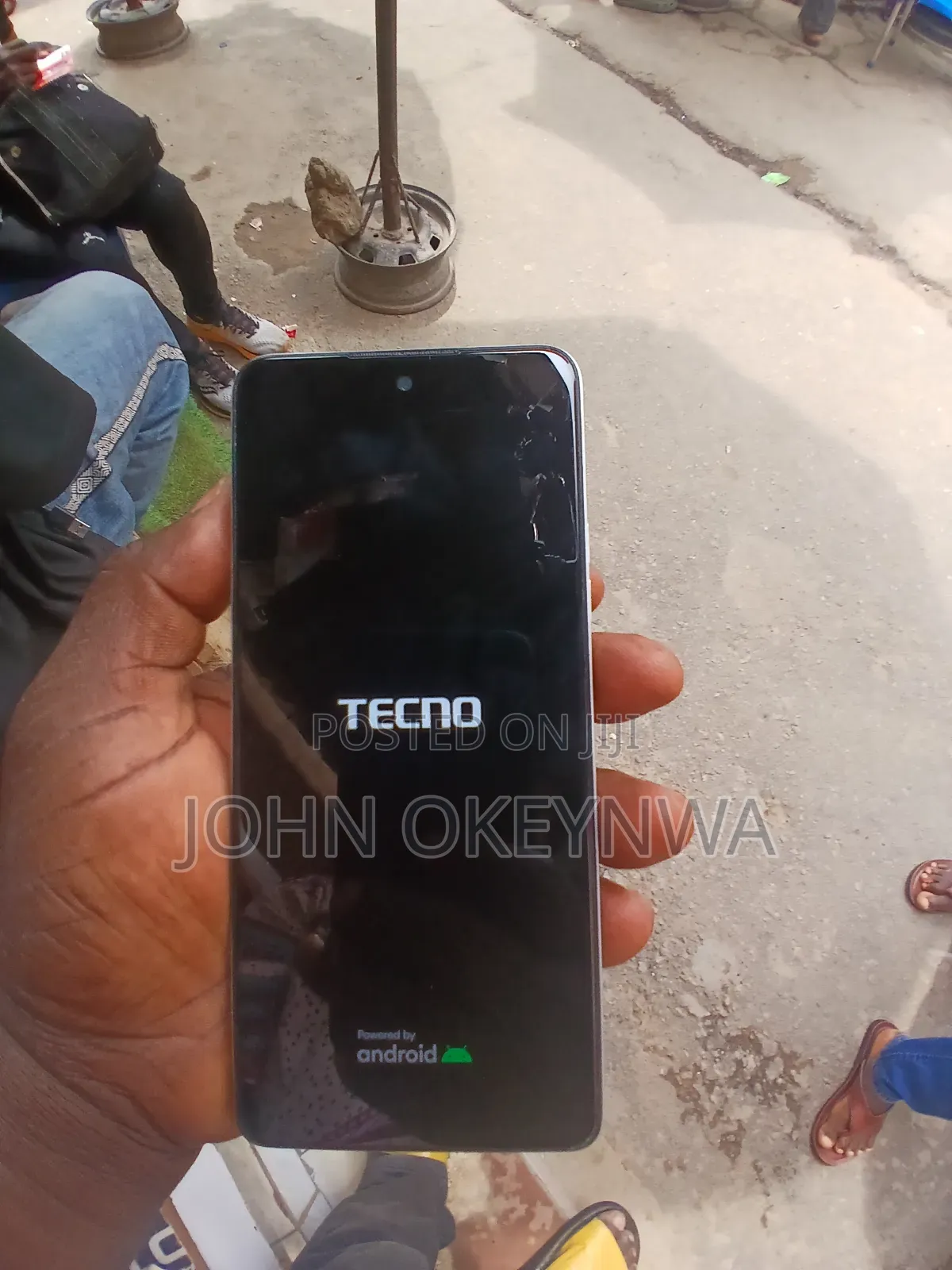 Tecno Spark 10 Pro 256 GB White