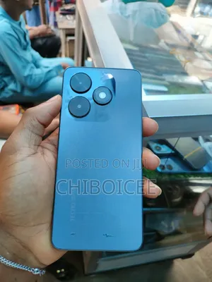 Tecno Spark 20 128 GB Black