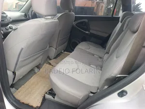 Toyota RAV4 2009 Silver