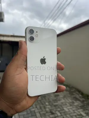 Apple iPhone 11 64 GB White
