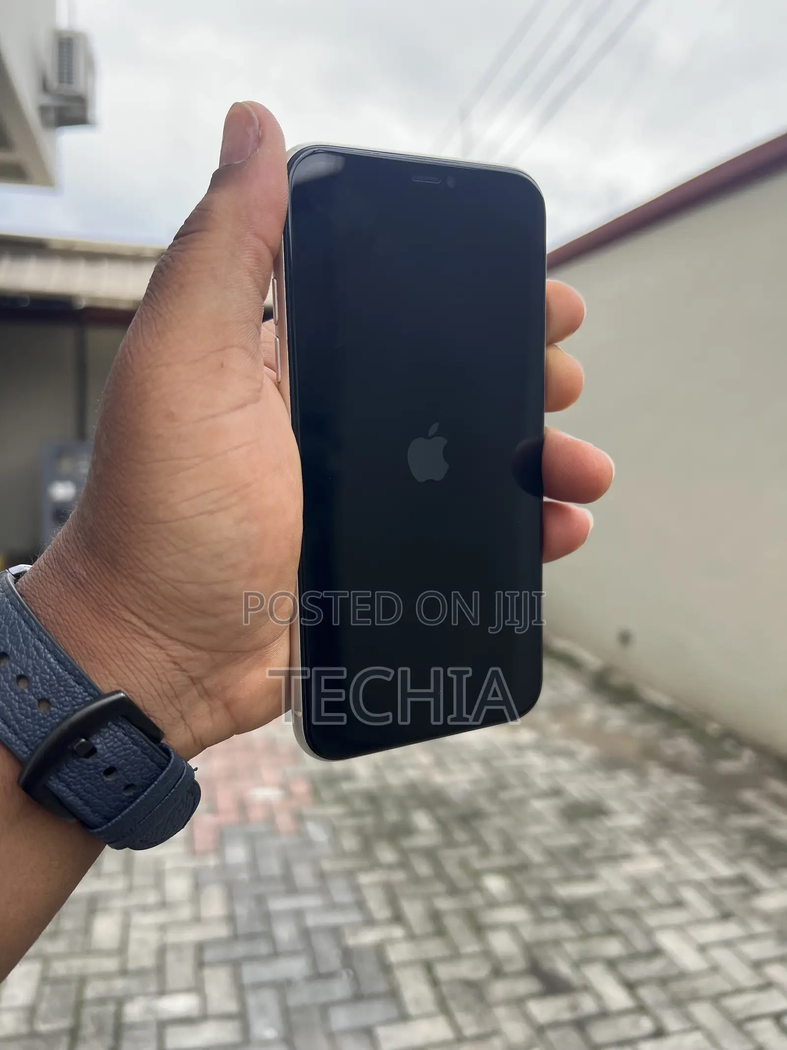 Apple iPhone 11 64 GB White