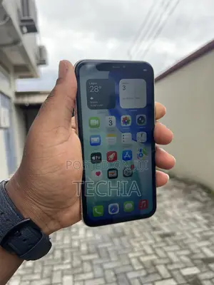 Apple iPhone 11 64 GB White