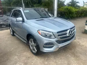 Mercedes-Benz GLE-Class 2016 Blue