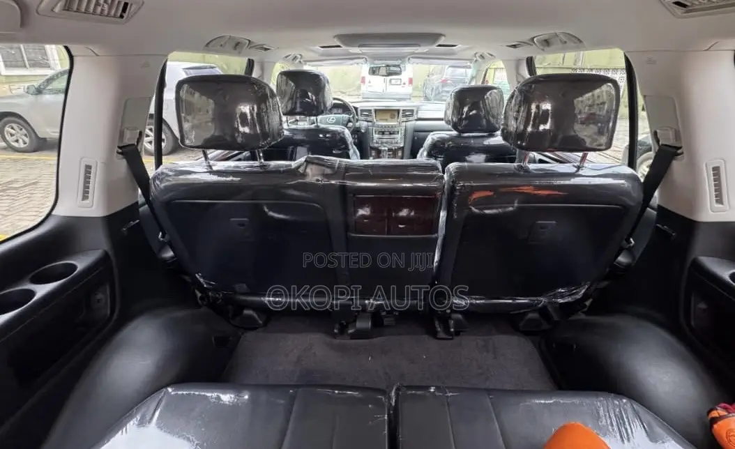 Lexus LX 570 2010 Black