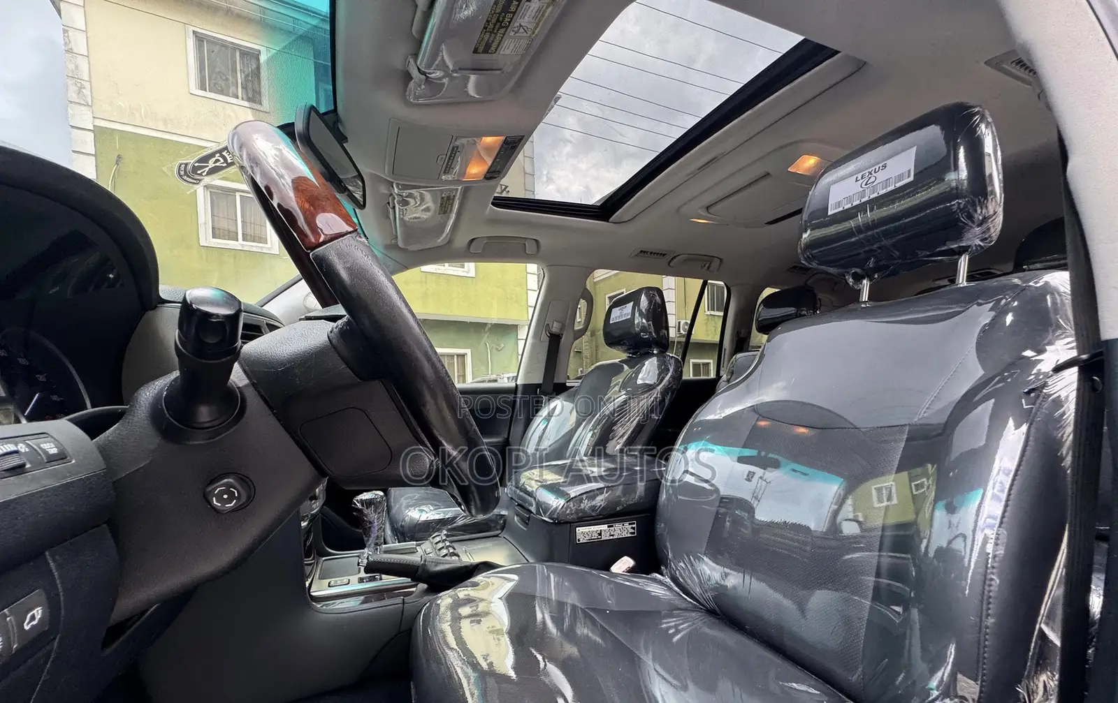 Lexus LX 570 2010 Black